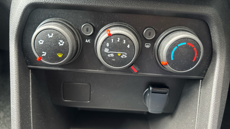 Dacia Jogger 1.0 TCe Essential 5dr Petrol Estate